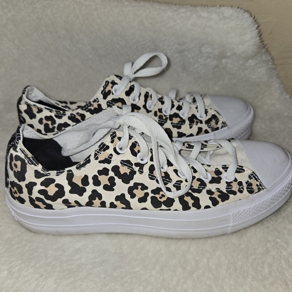 Converse All Star Chuck 70 Leopard Print White Cream Lace Up Shoes Size: 10.5 - Picture 2 of 13
